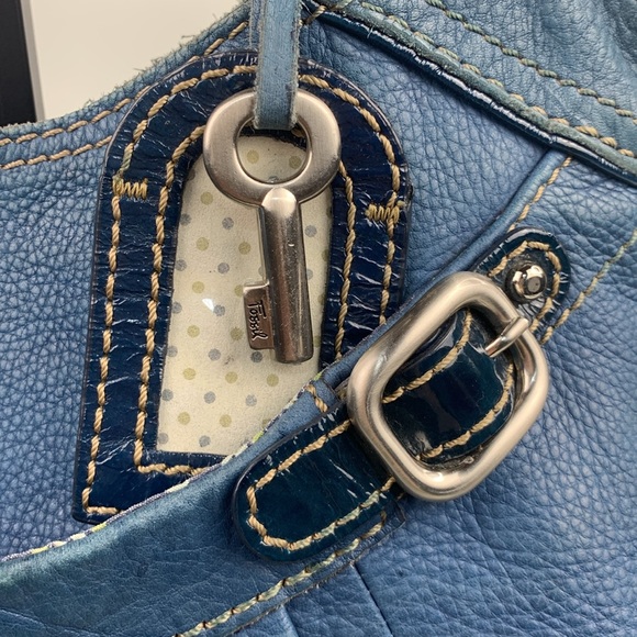Vintage Fossil Blue large Leather shoulder Bag Key & ID charm Floral Lined - Picture 4 of 16